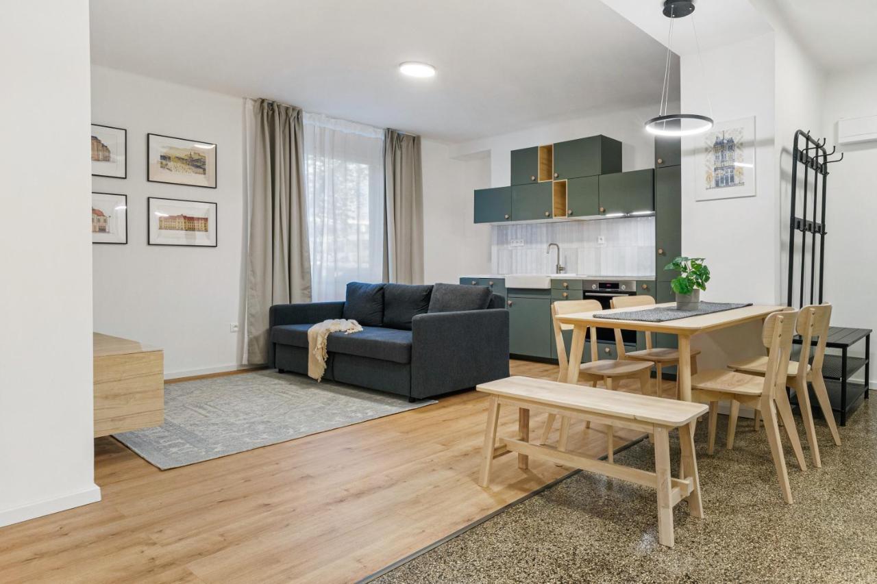 Bratislava Touch 2 Bedroom Apt Eksteriør bilde