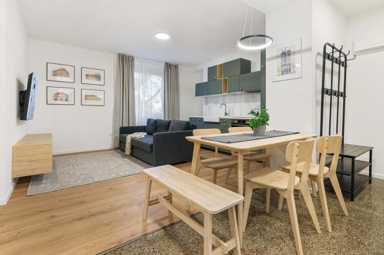 Bratislava Touch 2 Bedroom Apt Eksteriør bilde