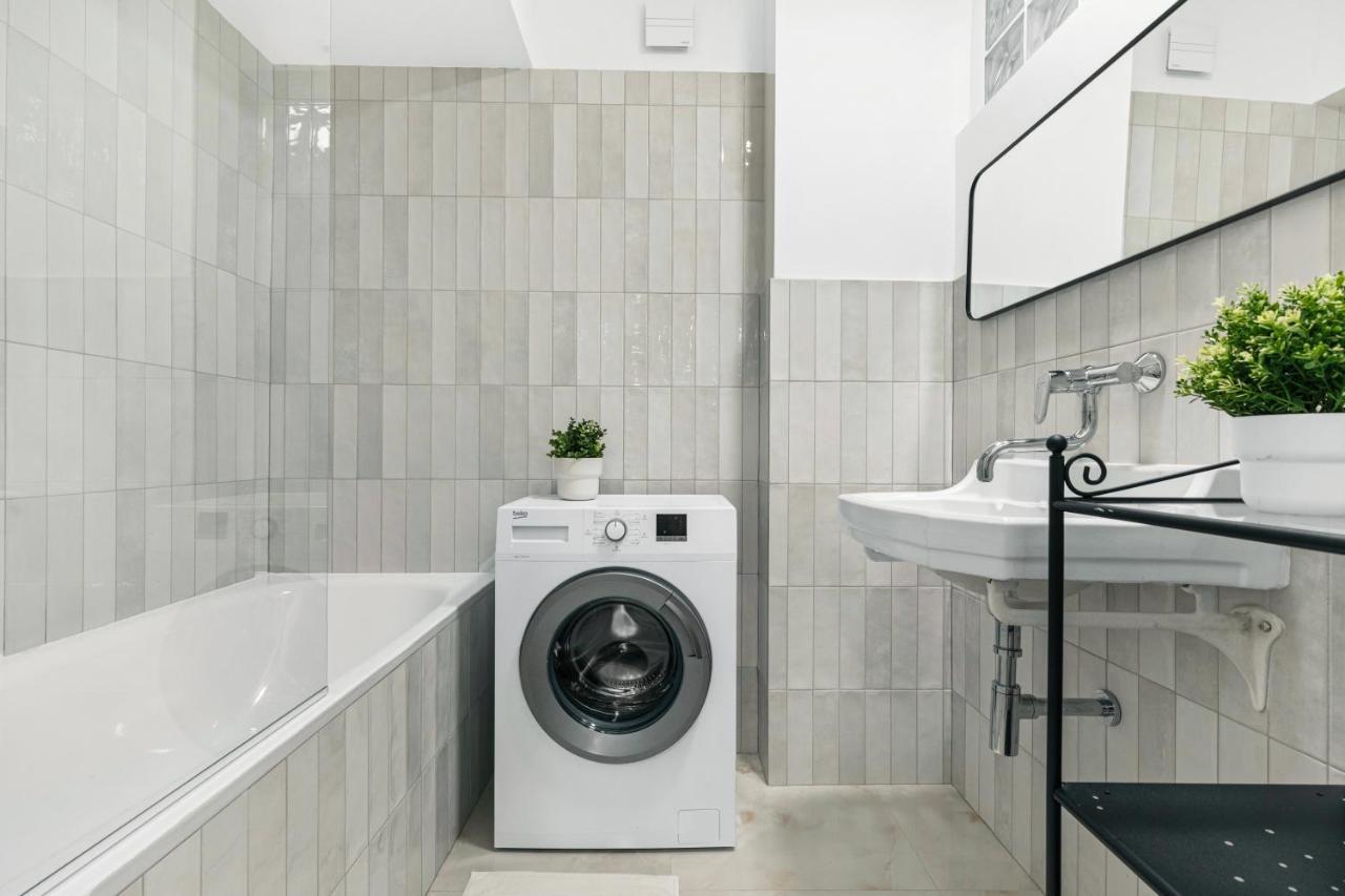 Bratislava Touch 2 Bedroom Apt Eksteriør bilde