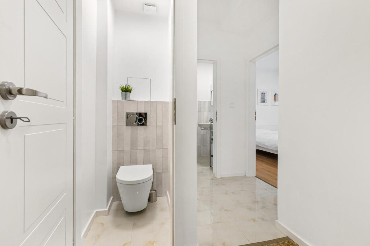 Bratislava Touch 2 Bedroom Apt Eksteriør bilde